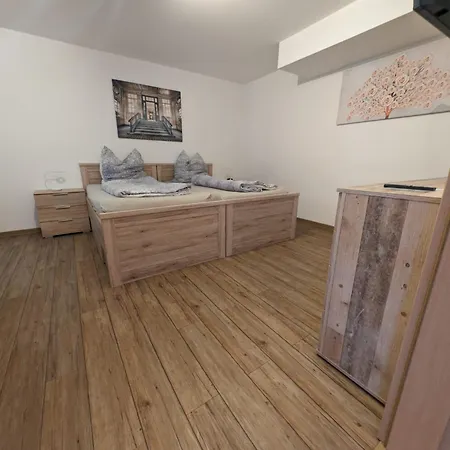 Apartment Souterrainwohnung *