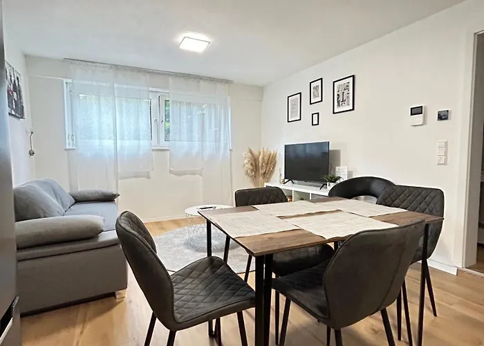 Souterrainwohnung - Apartamento *